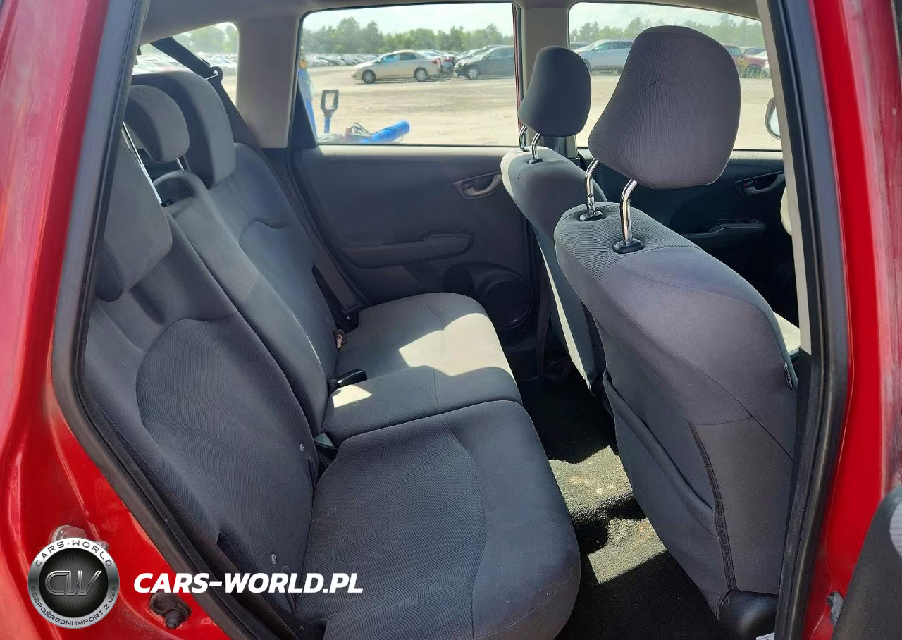 2012 Honda Fit VIN:JHMGE8H3XCS005081 - 10