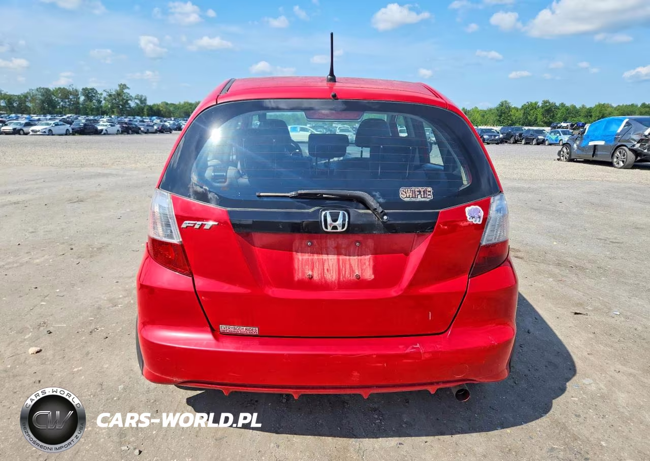 2012 Honda Fit VIN:JHMGE8H3XCS005081 - 6