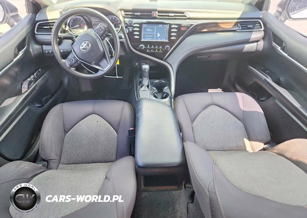 2019 Toyota Camry Le VIN:4T1B11HK4KU804410 - 8