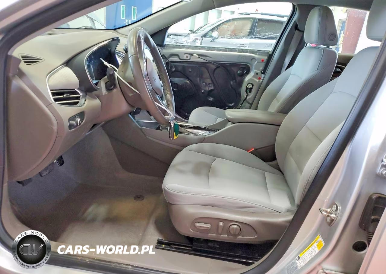 2018 Chevrolet Malibu Lt VIN:1G1ZD5ST9JF110794 - 7