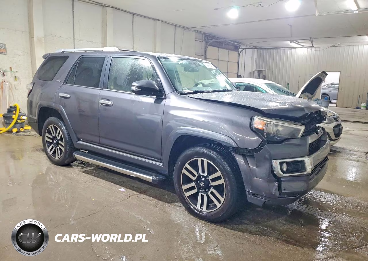 2018 Toyota 4Runner Limited VIN:JTEBU5JR7J5553848 - 4