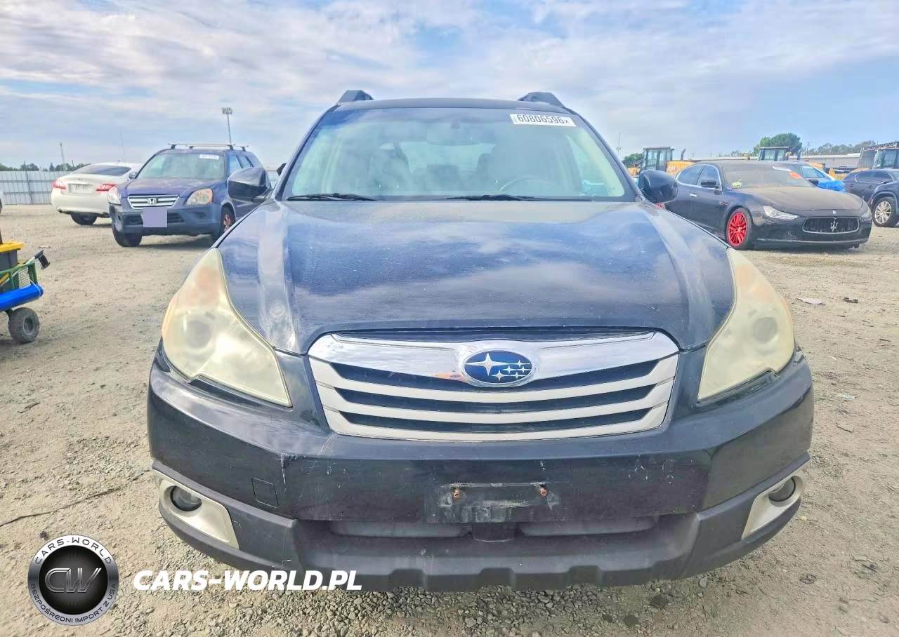 2011 Subaru Outback 2.5I Premium VIN:4S4BRBGC9B3366417 - 5