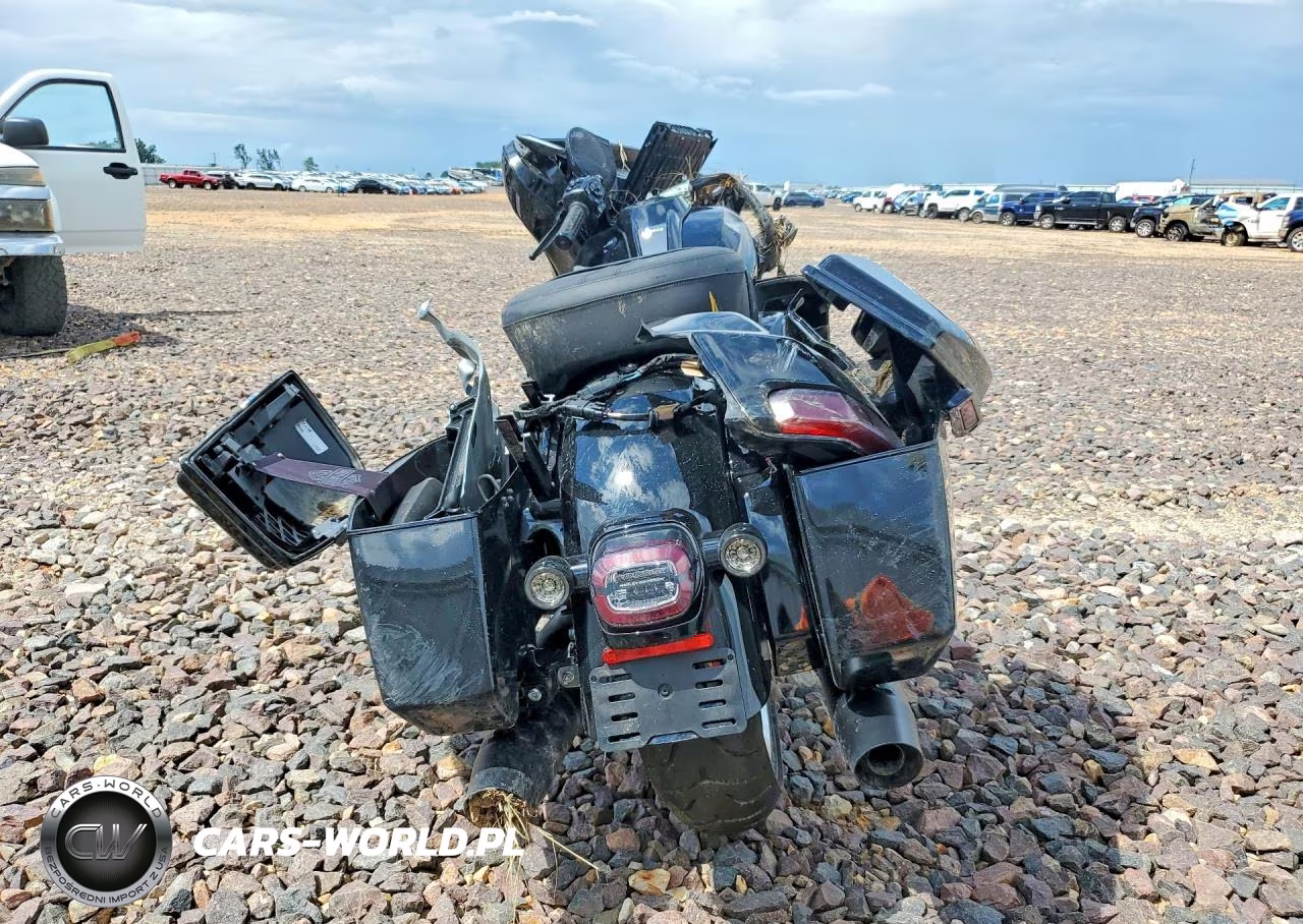2026 Harley-Davidson Flhxl VIN:1HD1AHN13TB615862 - 4