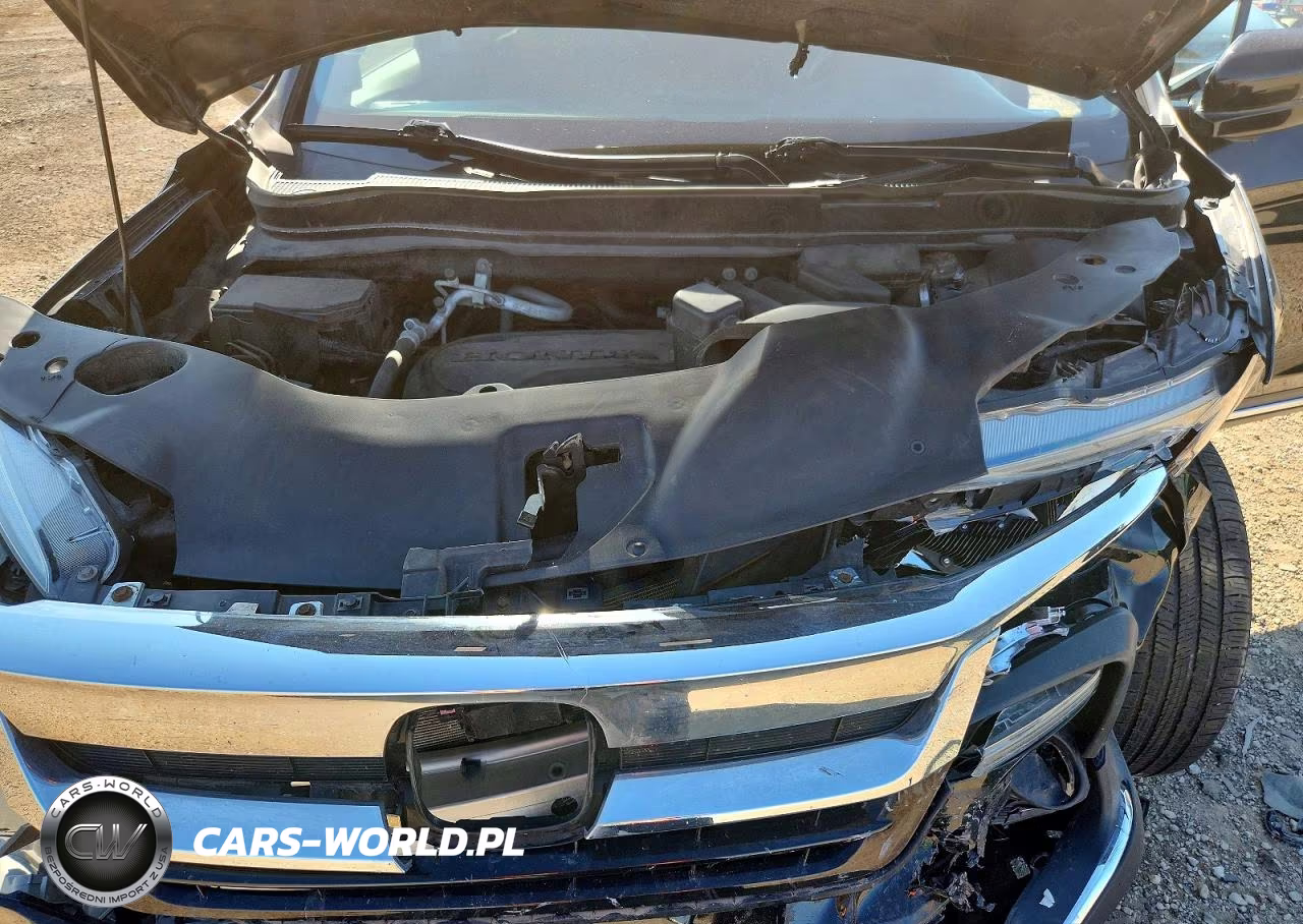 2019 Honda Pilot Touring VIN:5FNYF6H6XKB049207 - 12