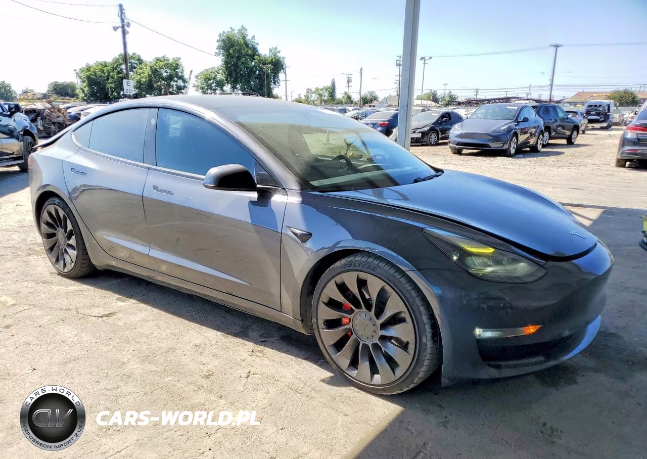2021 Tesla Model 3 VIN:5YJ3E1EC4MF935827 - 4