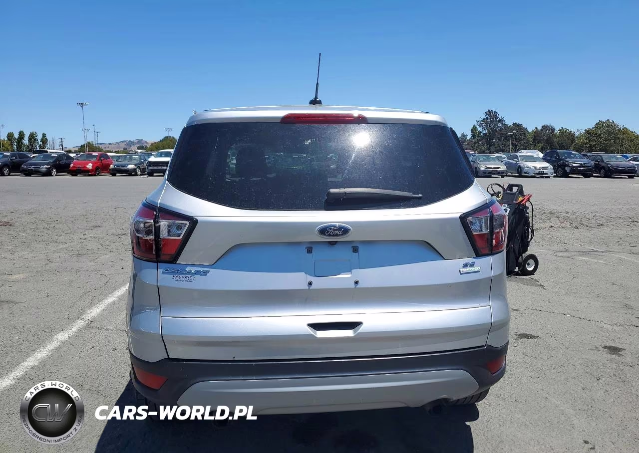 2017 Ford Escape Se VIN:1FMCU0GD4HUE49322 - 6