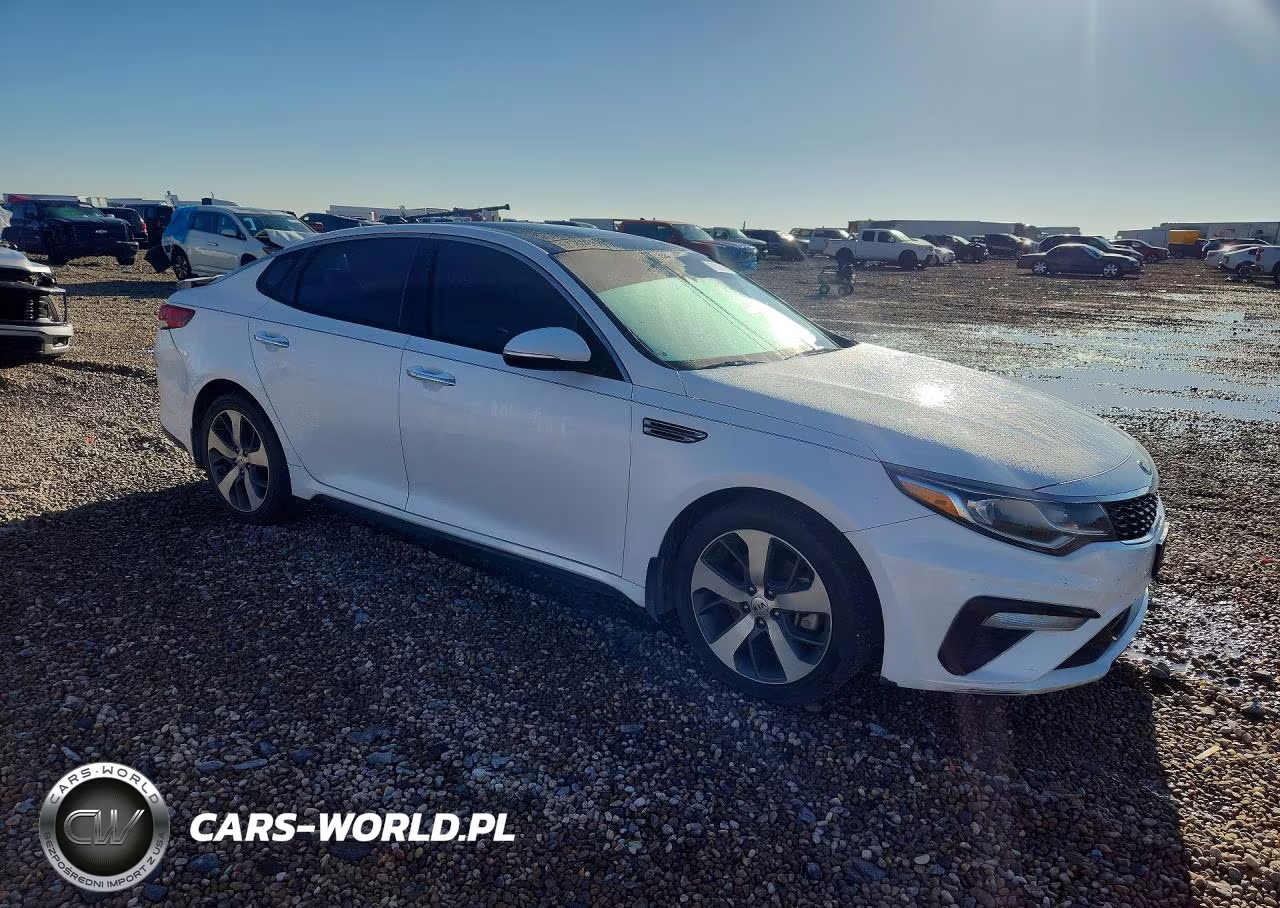 2019 Kia Optima S VIN:5XXGT4L33KG297608 - 4