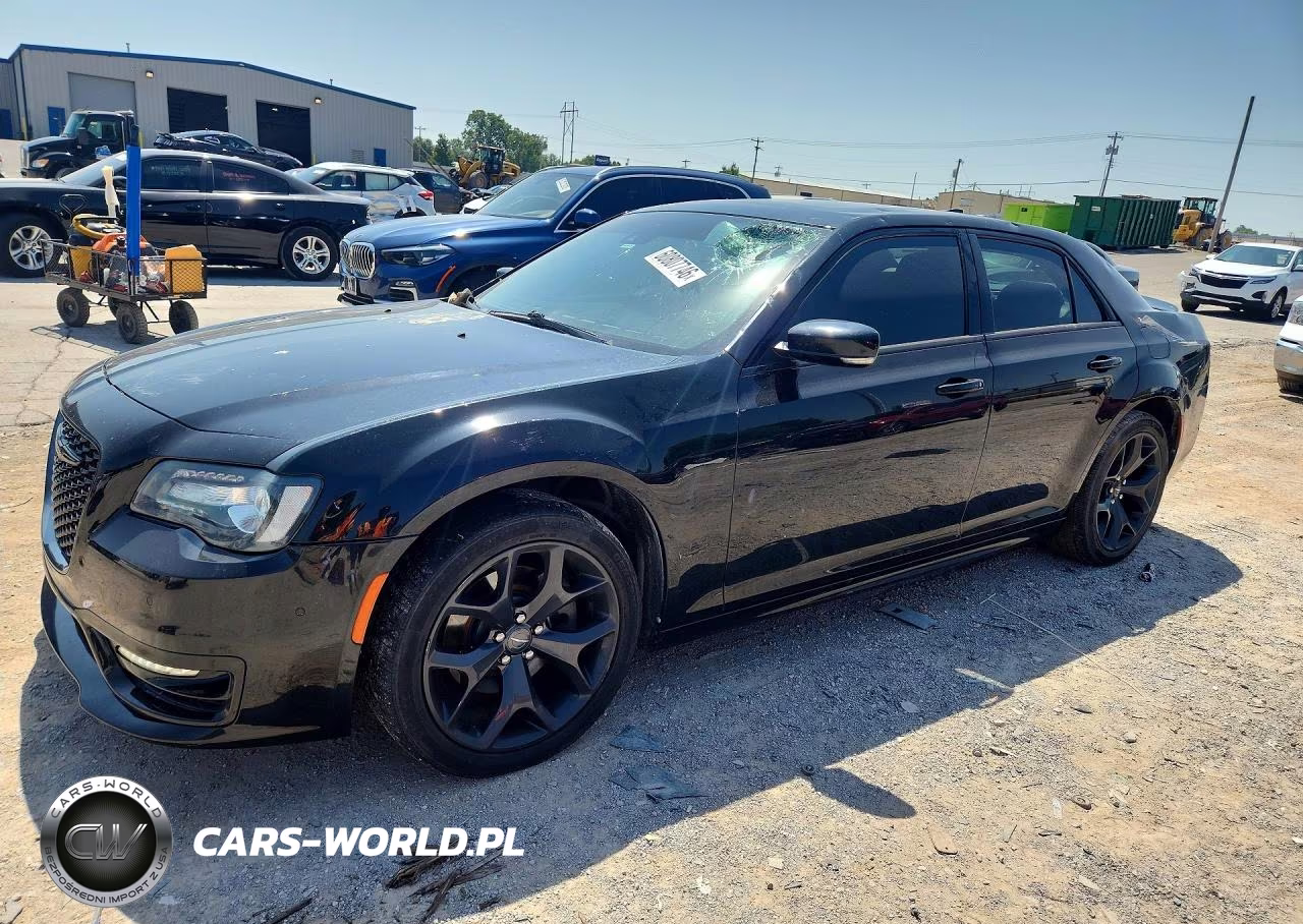 2021 Chrysler 300 S – zdjęcie 1 z 12