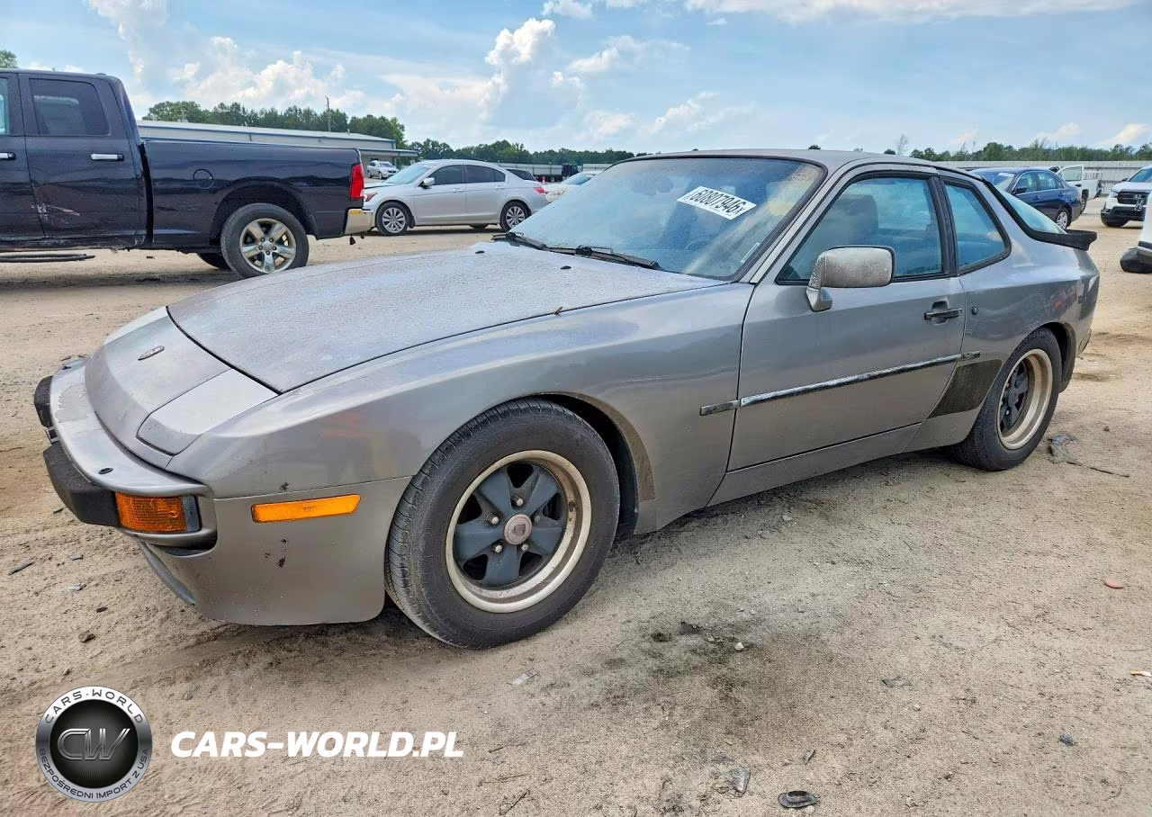 1985 Porsche 944 – zdjęcie 1 z 13