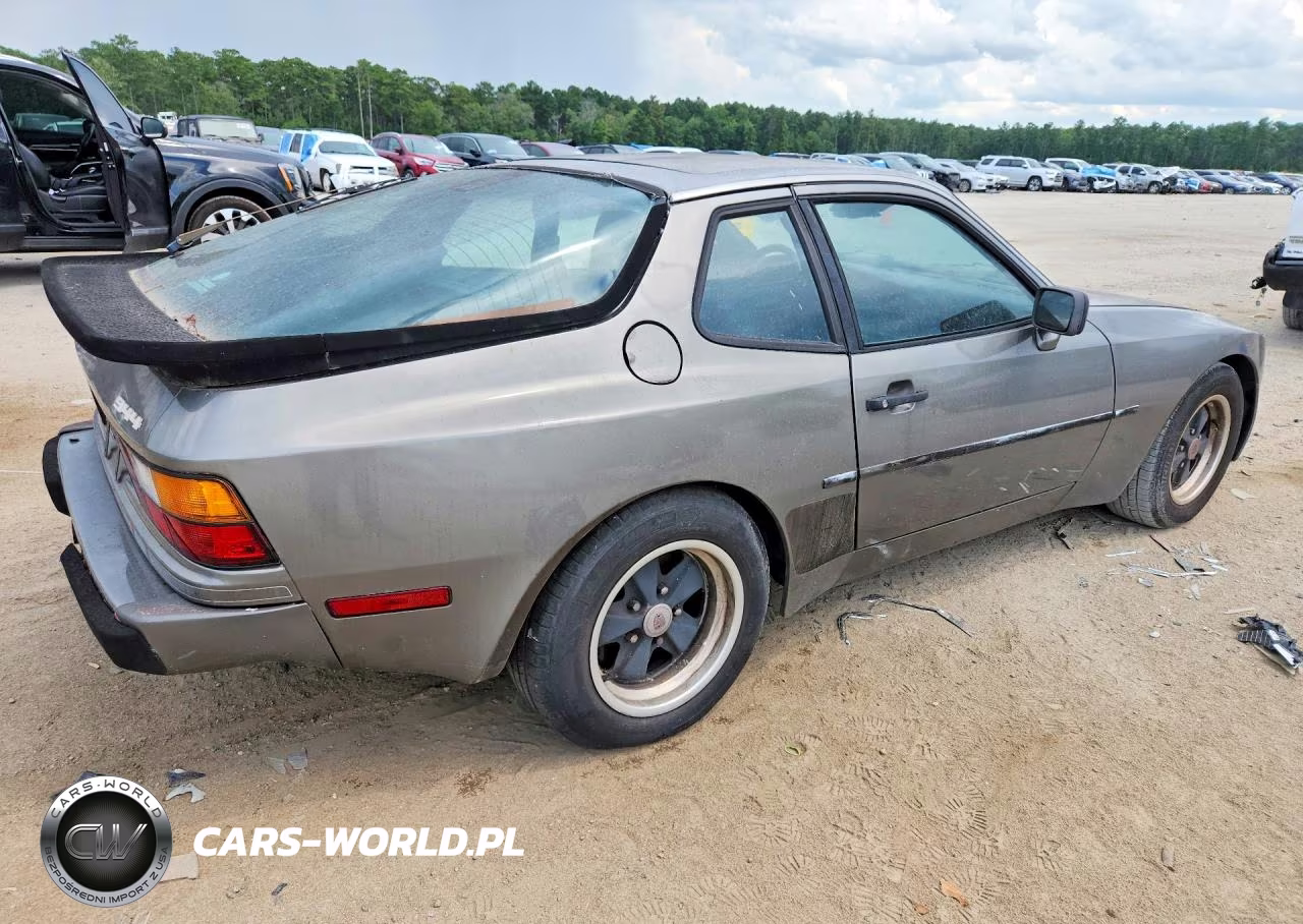1985 Porsche 944 VIN:WP0AA0948FN453947 - 3