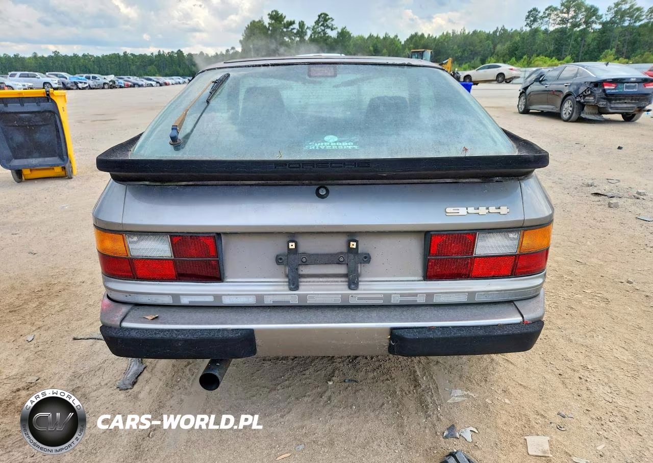 1985 Porsche 944 VIN:WP0AA0948FN453947 - 6