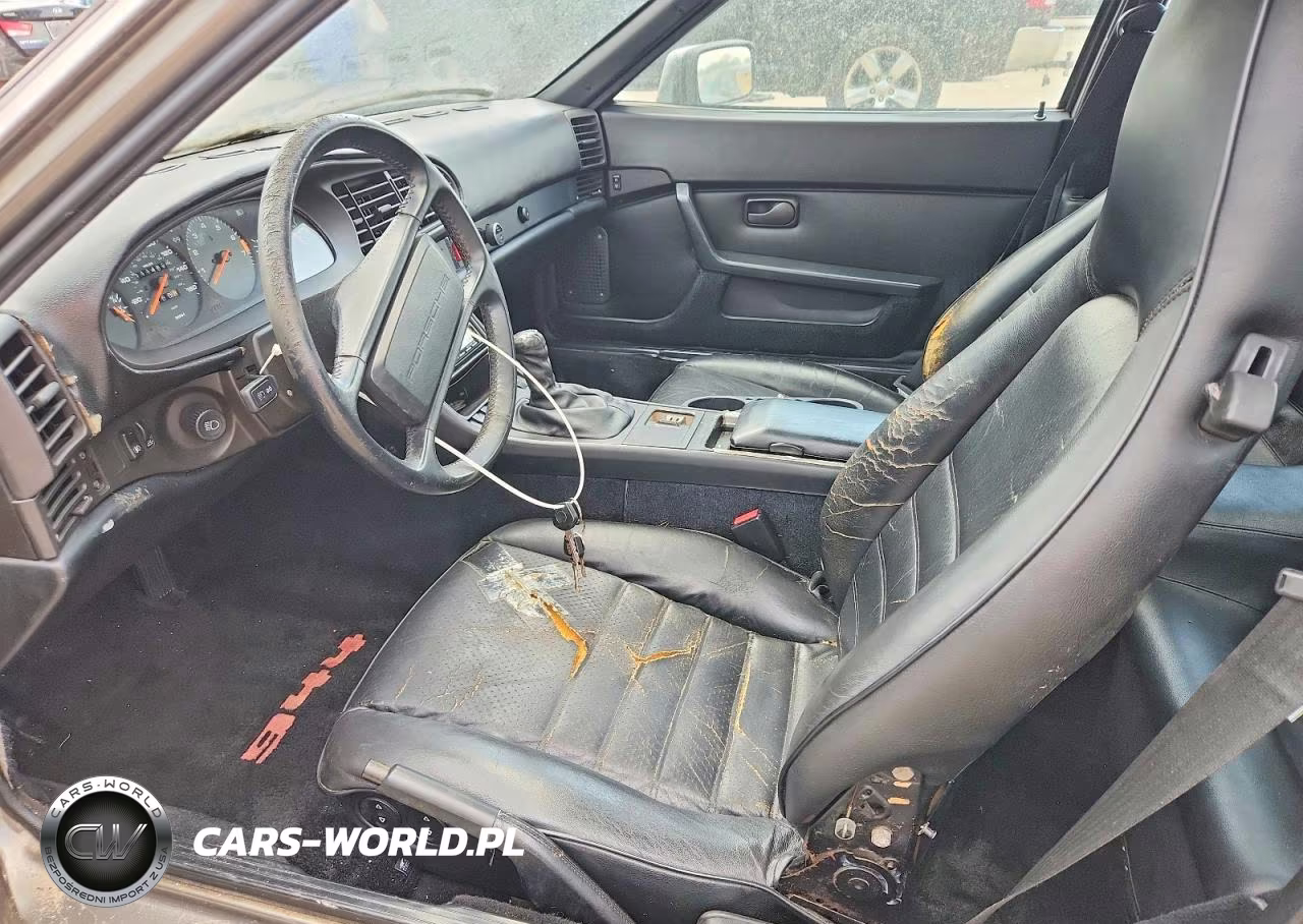 1985 Porsche 944 VIN:WP0AA0948FN453947 - 7