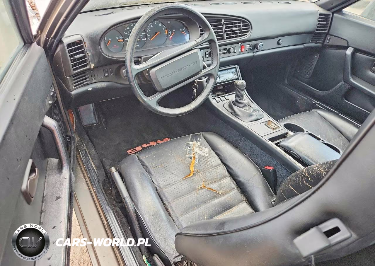 1985 Porsche 944 VIN:WP0AA0948FN453947 - 8