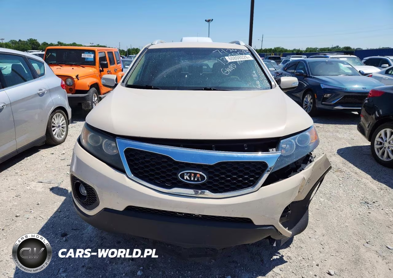 2011 Kia Sorento Lx VIN:5XYKT4A10BG130890 - 5