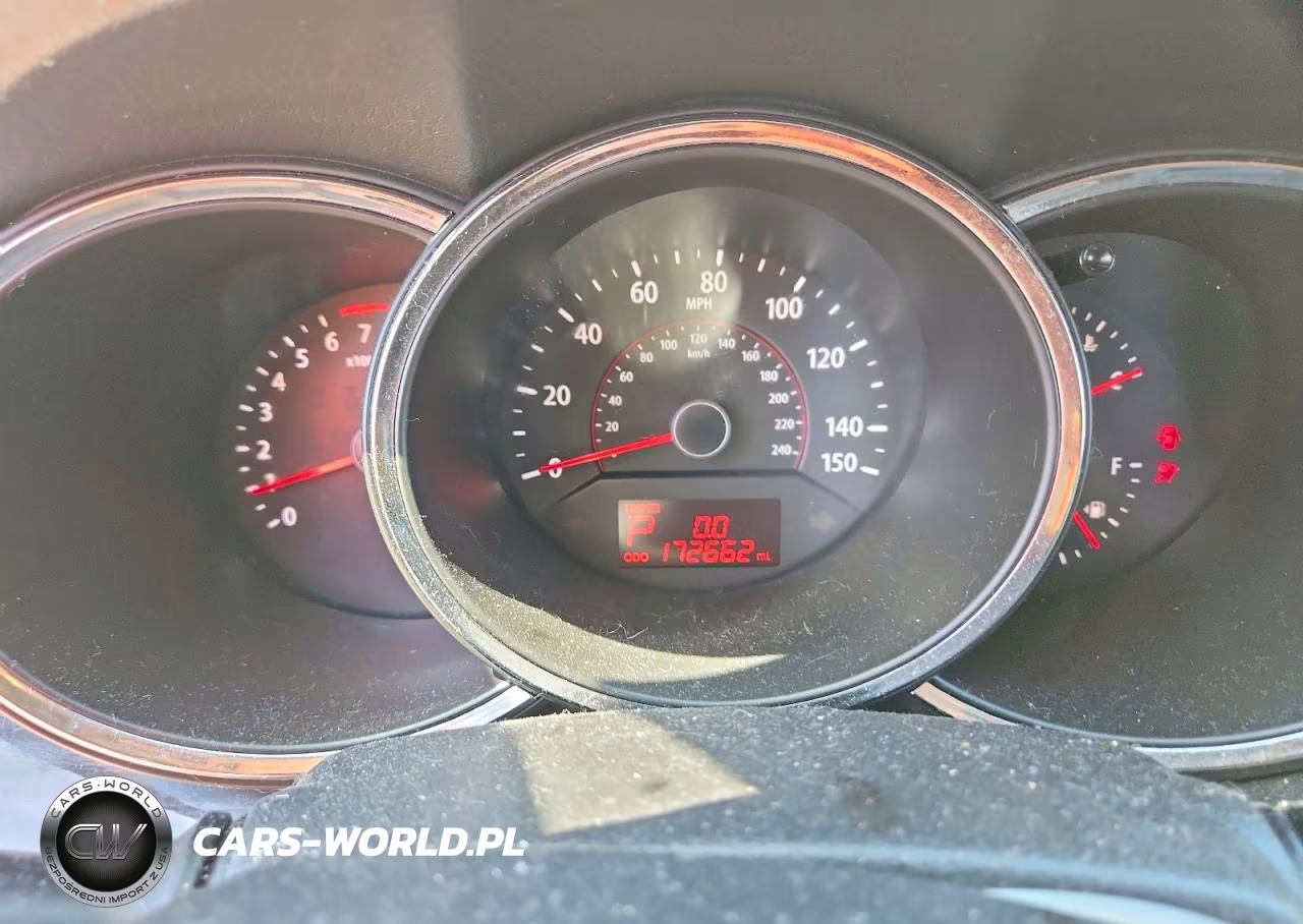 2011 Kia Sorento Lx VIN:5XYKT4A10BG130890 - 9