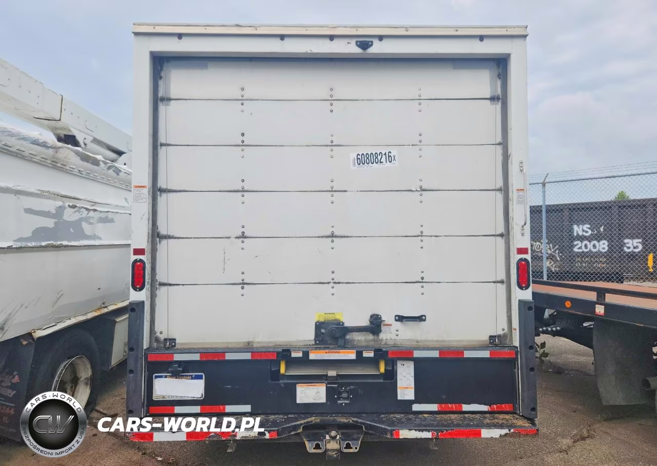 2023 GMC Savana Cutaway G3500 VIN:7GZ37TC73PN004451 - 6