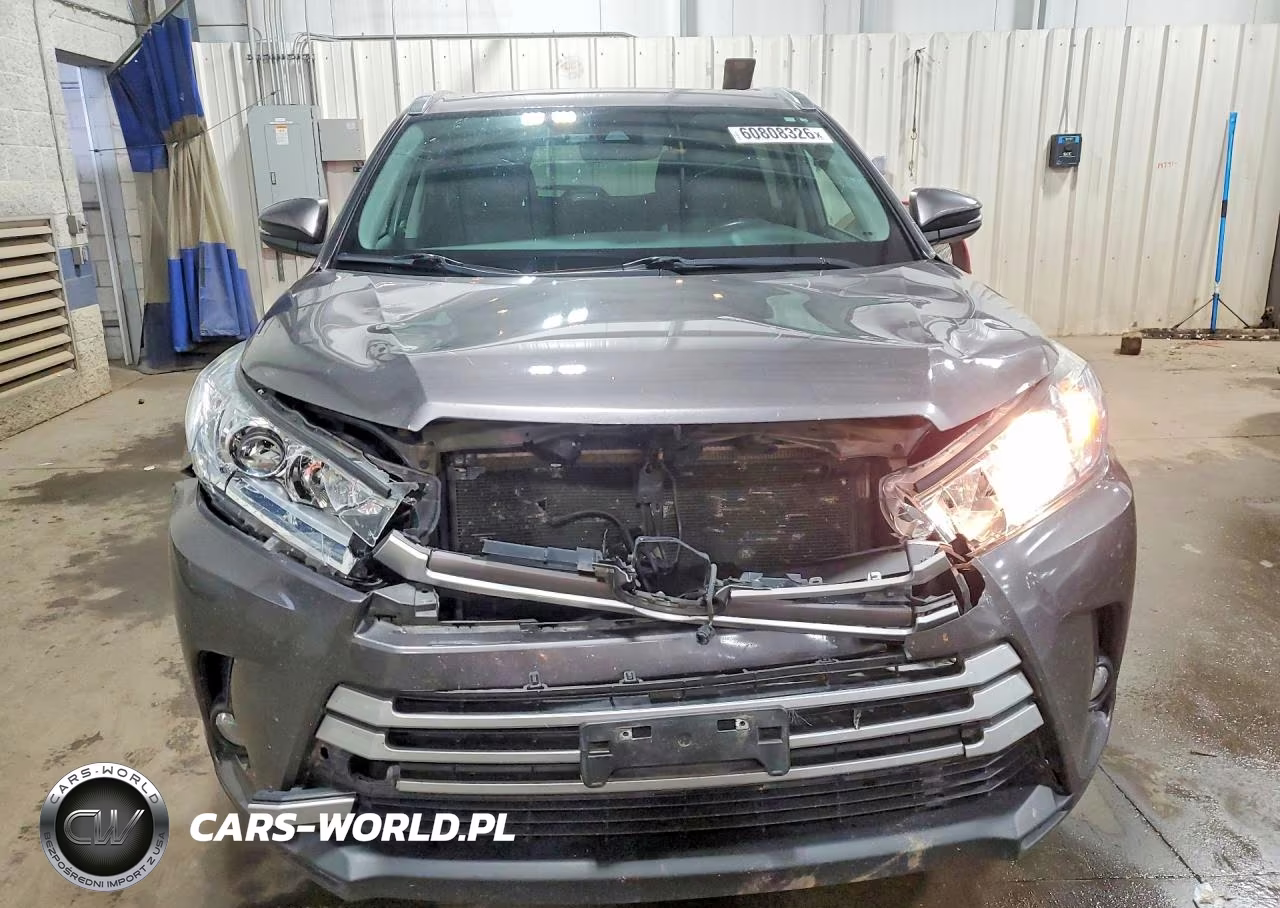 2018 Toyota Highlander Xle VIN:5TDJZRFH4JS498004 - 5