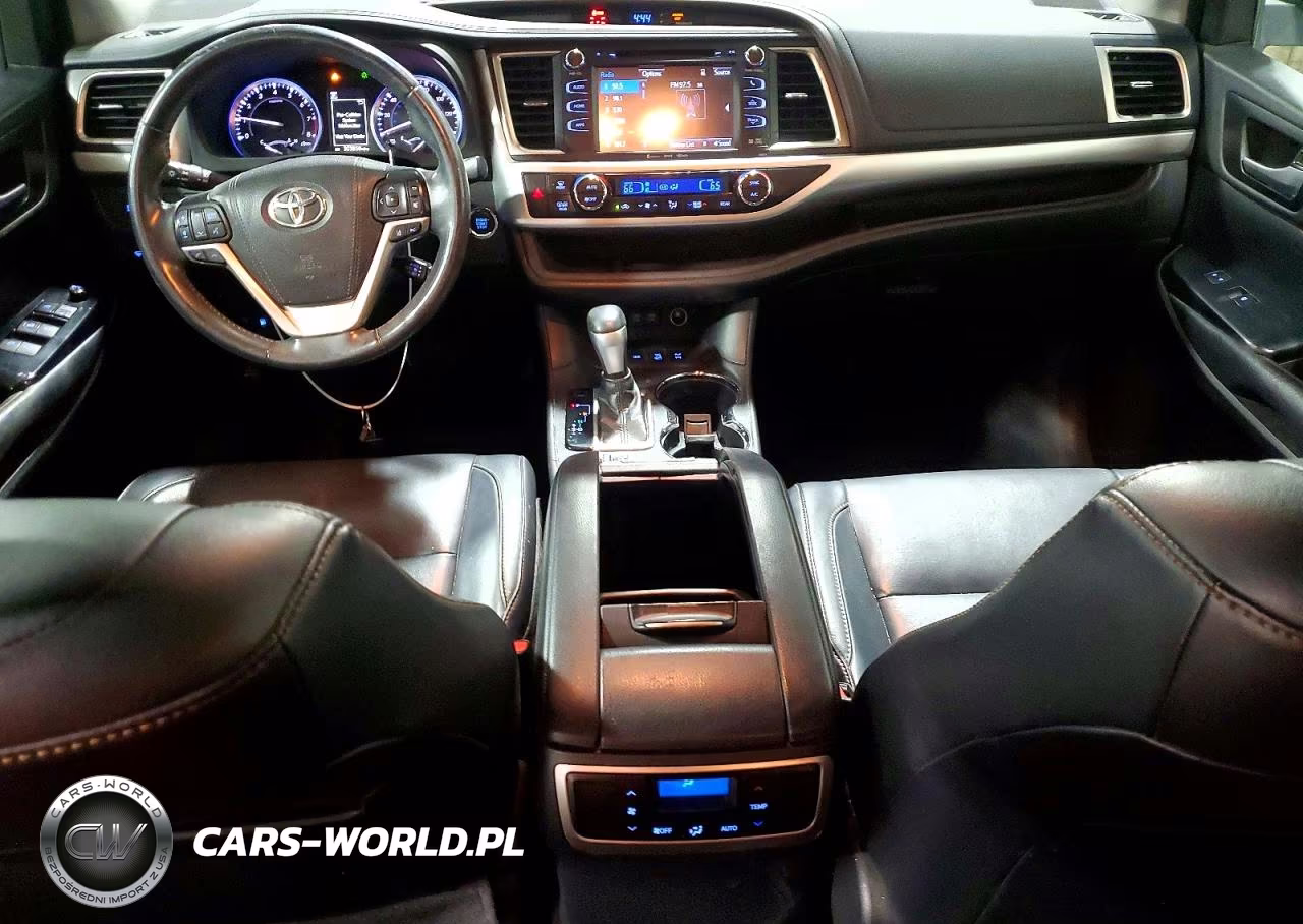 2018 Toyota Highlander Xle VIN:5TDJZRFH4JS498004 - 8