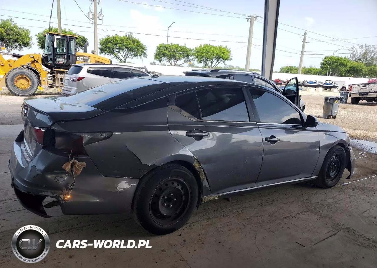 2020 Nissan Altima S VIN:1N4BL4BVXLC131493 - 3