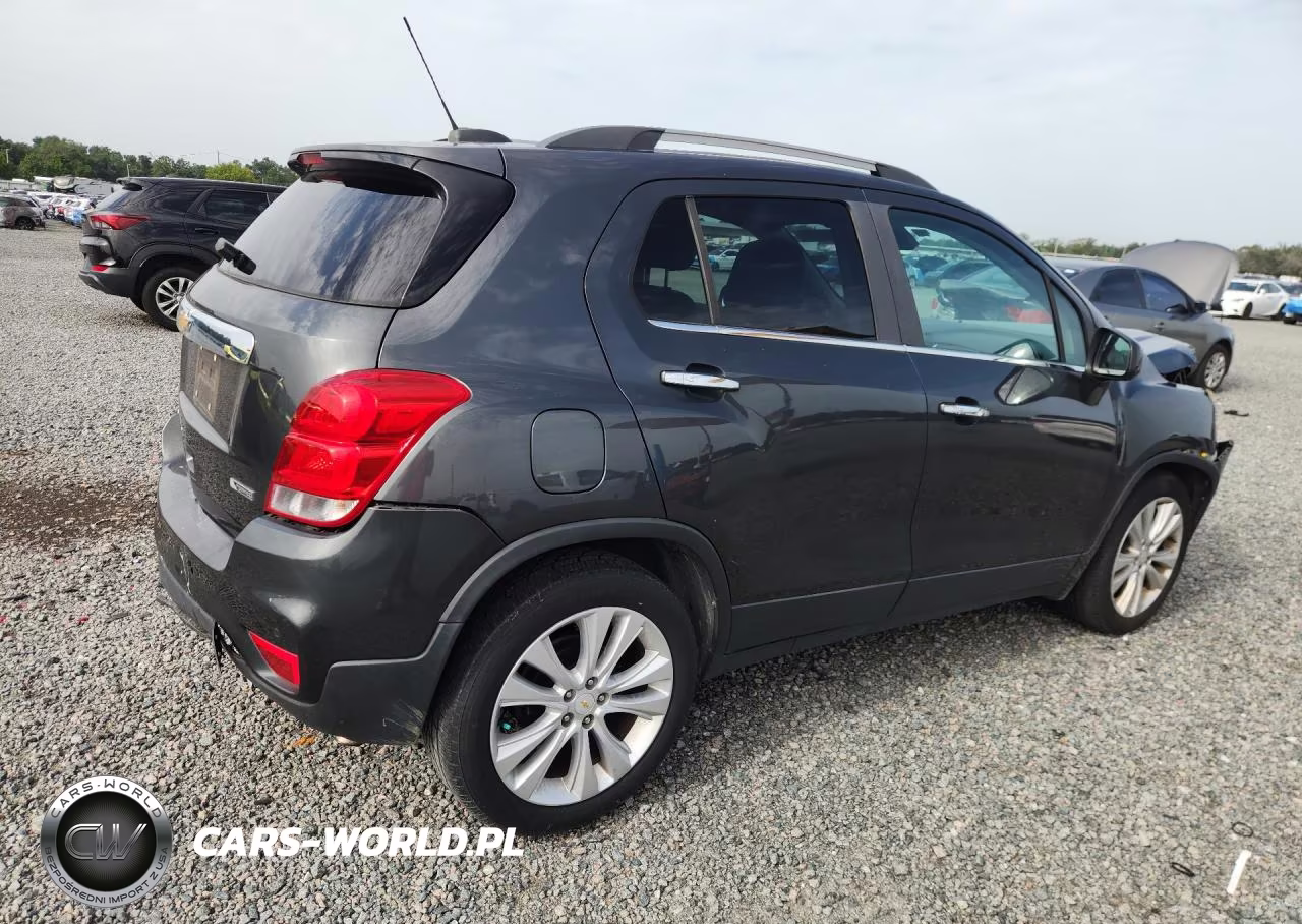 2017 Chevrolet Trax Premier VIN:KL7CJMSB0HB095415 - 3