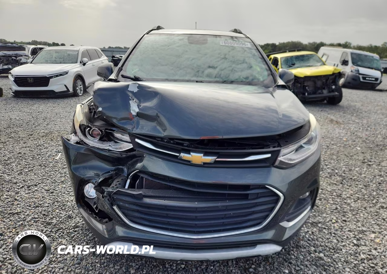 2017 Chevrolet Trax Premier VIN:KL7CJMSB0HB095415 - 5