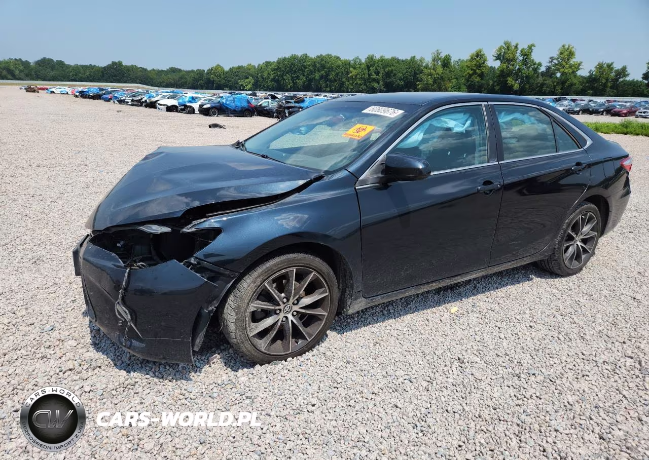 2015 Toyota Camry Xse