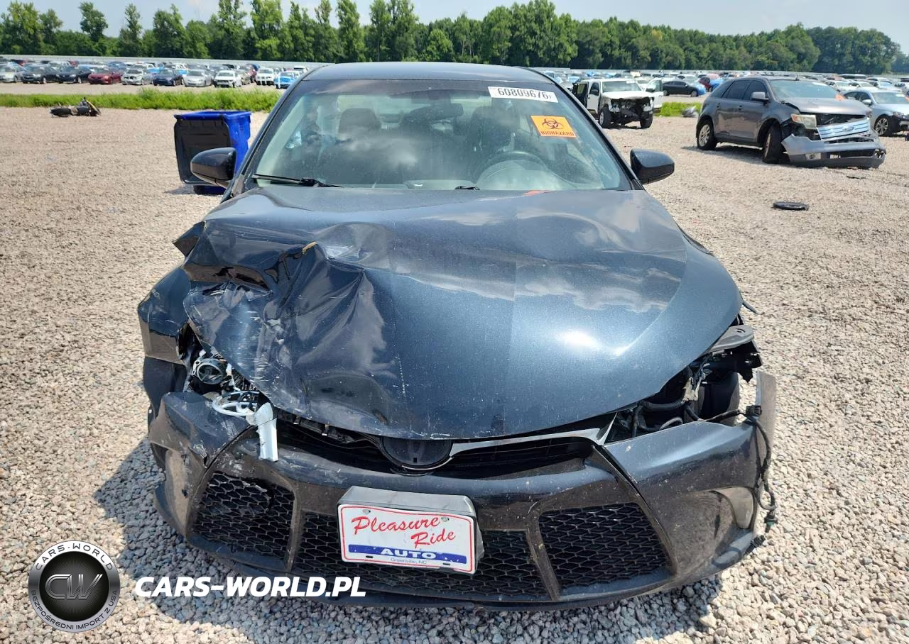 2015 Toyota Camry Xse VIN:4T1BF1FK2FU052801 - 5