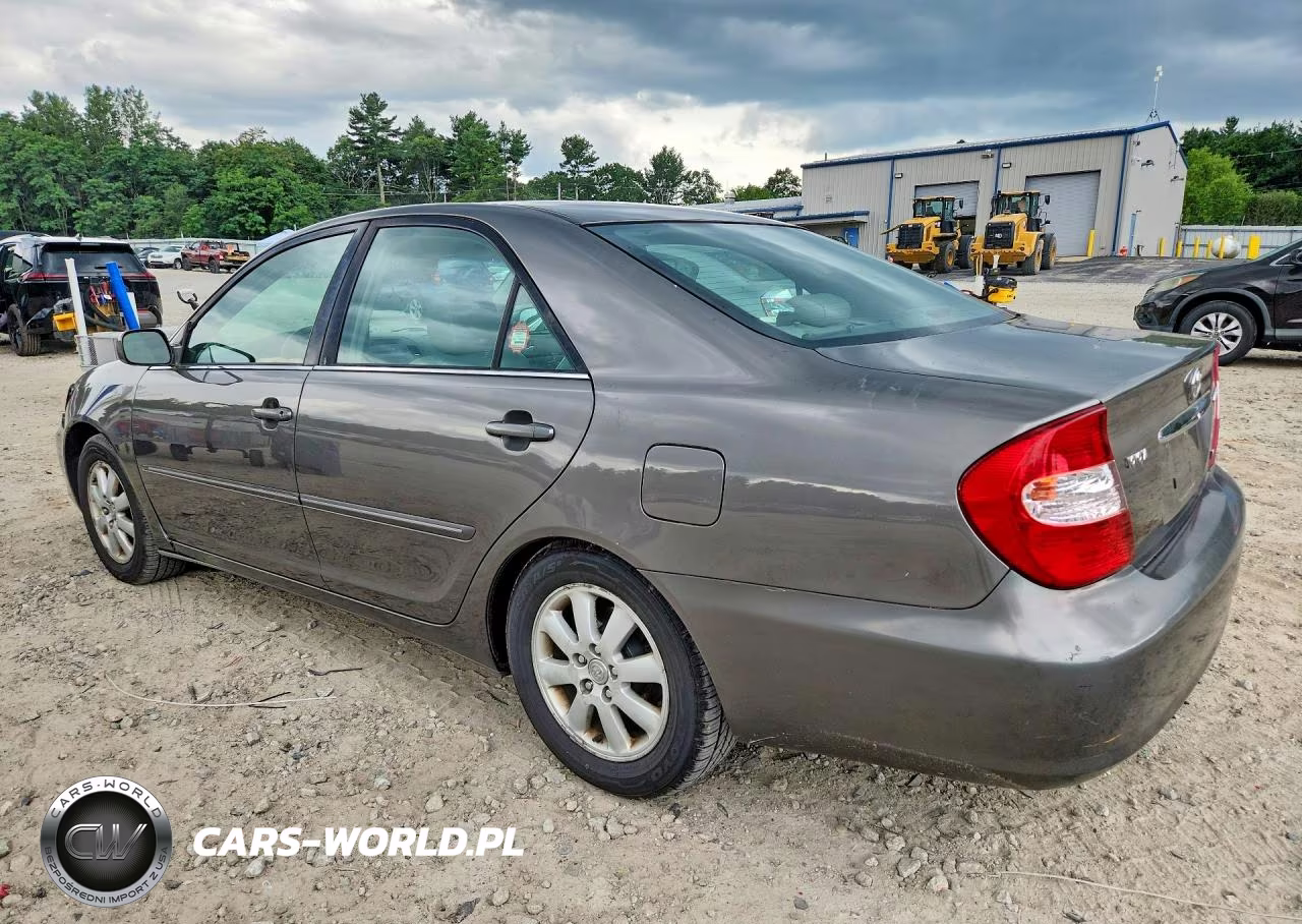 2002 Toyota Camry Xle V6 VIN:4T1BF32K62U506978 - 2