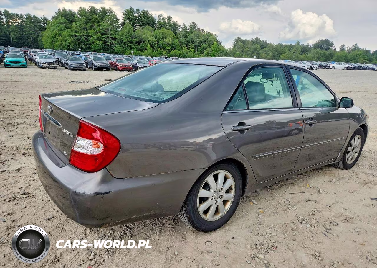2002 Toyota Camry Xle V6 VIN:4T1BF32K62U506978 - 3
