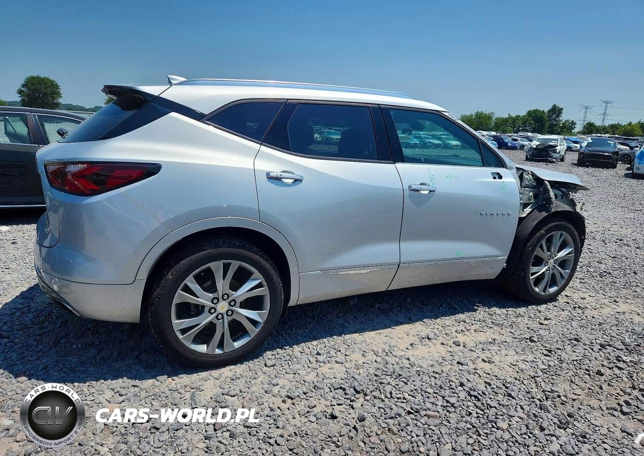 2019 Chevrolet Blazer Premier VIN:3GNKBKRS4KS623899 - 3