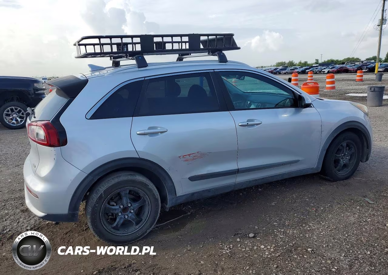 2019 Kia Niro Lx VIN:KNDCB3LC1K5218114 - 3