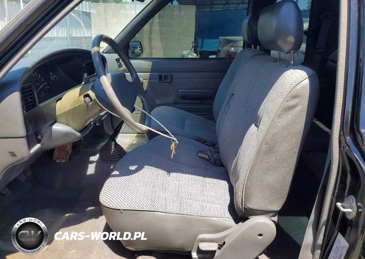 1992 Toyota Pickup Deluxe VIN:JT4RN93P8N5053111 - 7