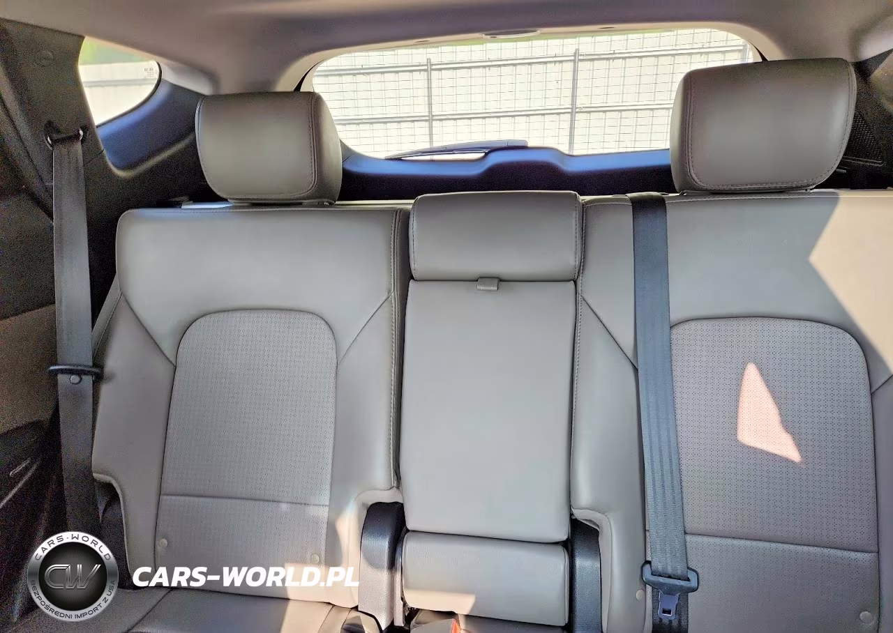 2016 Hyundai Santa Fe Sport 2.4L VIN:5XYZU3LB7GG311939 - 10