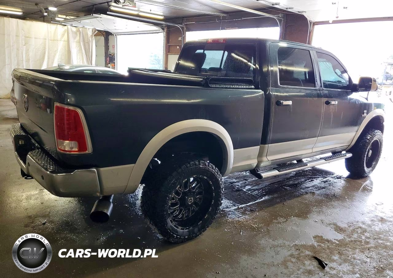 2013 Ram 2500 Laramie VIN:3C6UR5FL6DG557462 - 3
