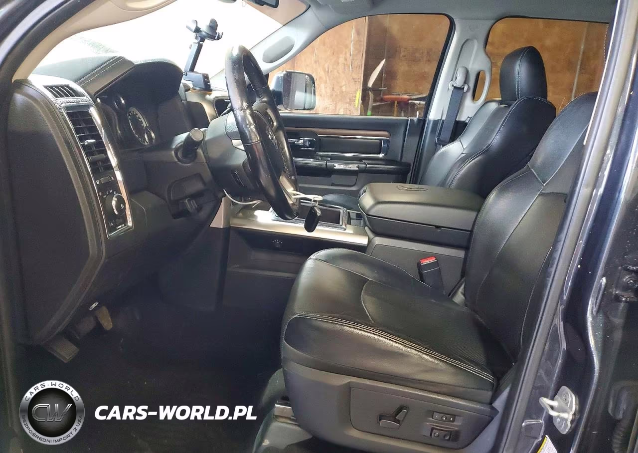 2013 Ram 2500 Laramie VIN:3C6UR5FL6DG557462 - 7