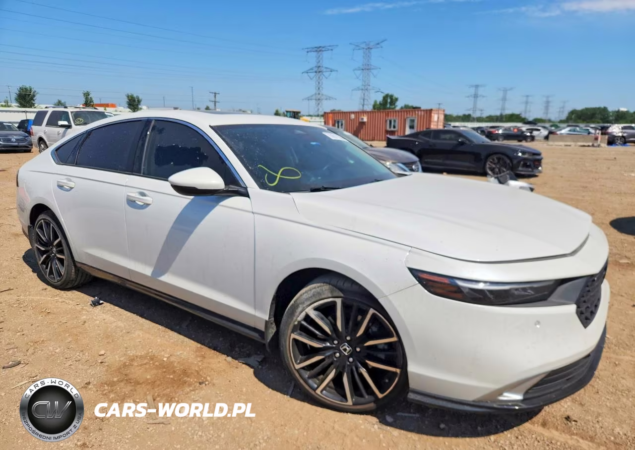 2023 Honda Accord Touring Hybrid VIN:1HGCY2F80PA024982 - 4
