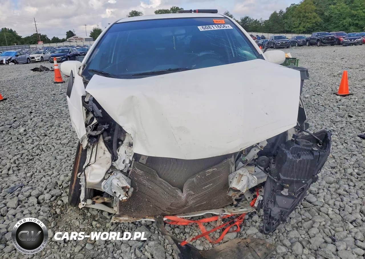2013 Honda Fit VIN:JHMGE8H36DC061613 - 5