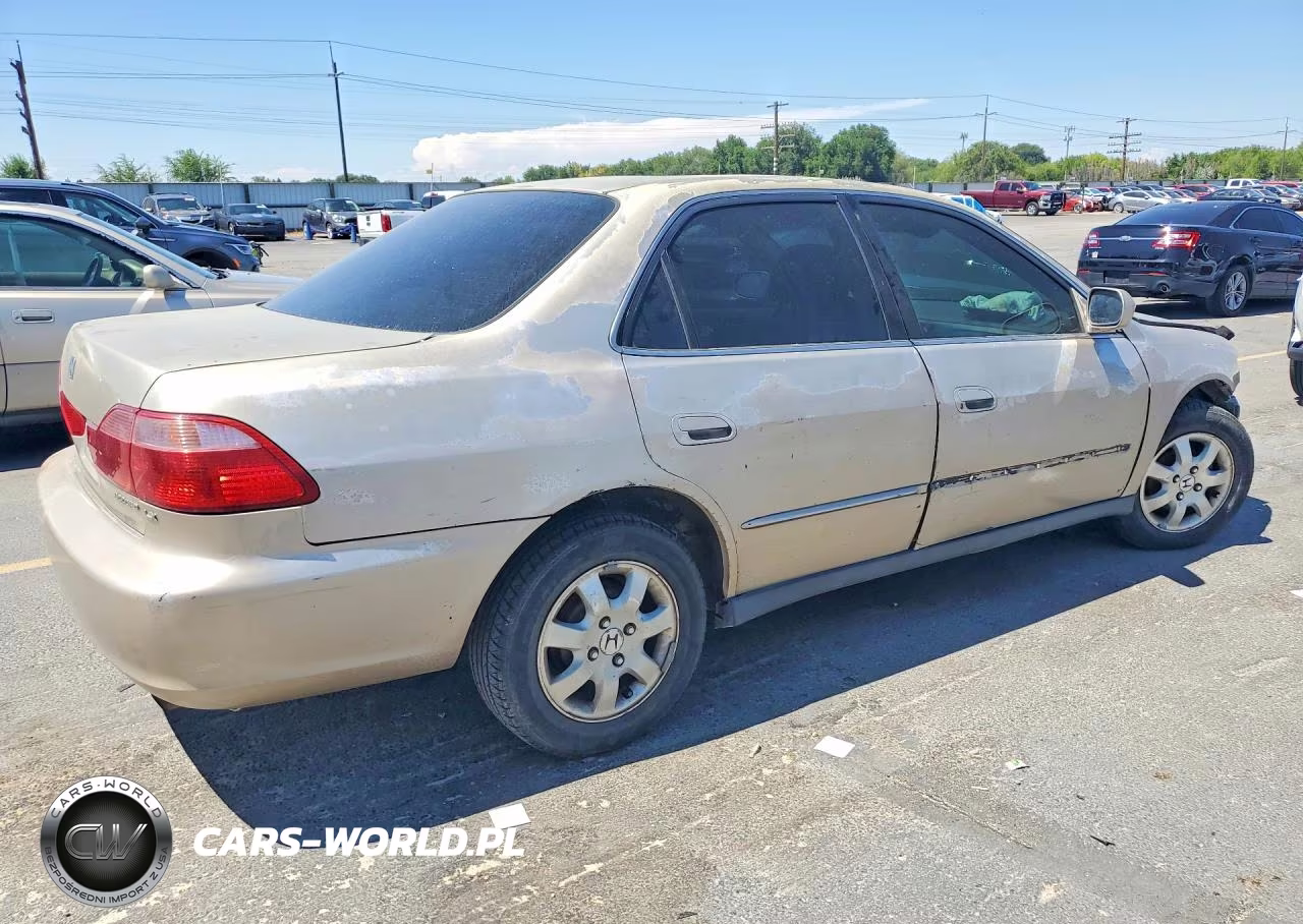 2000 Honda Accord VIN:JHMCG5640YC000301 - 3