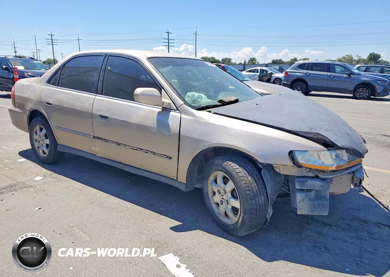 2000 Honda Accord VIN:JHMCG5640YC000301 - 4