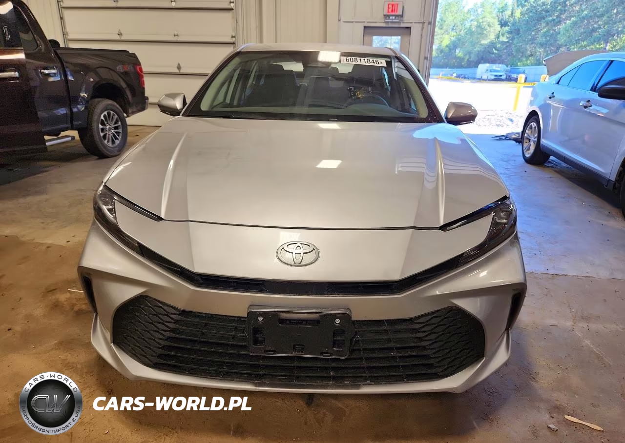 2025 Toyota Camry Xse VIN:4T1DAACK8SU594474 - 5