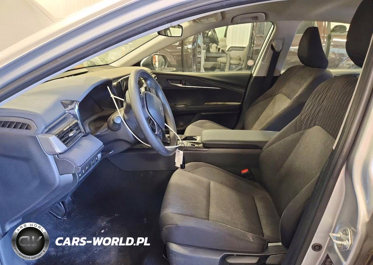2025 Toyota Camry Xse VIN:4T1DAACK8SU594474 - 7