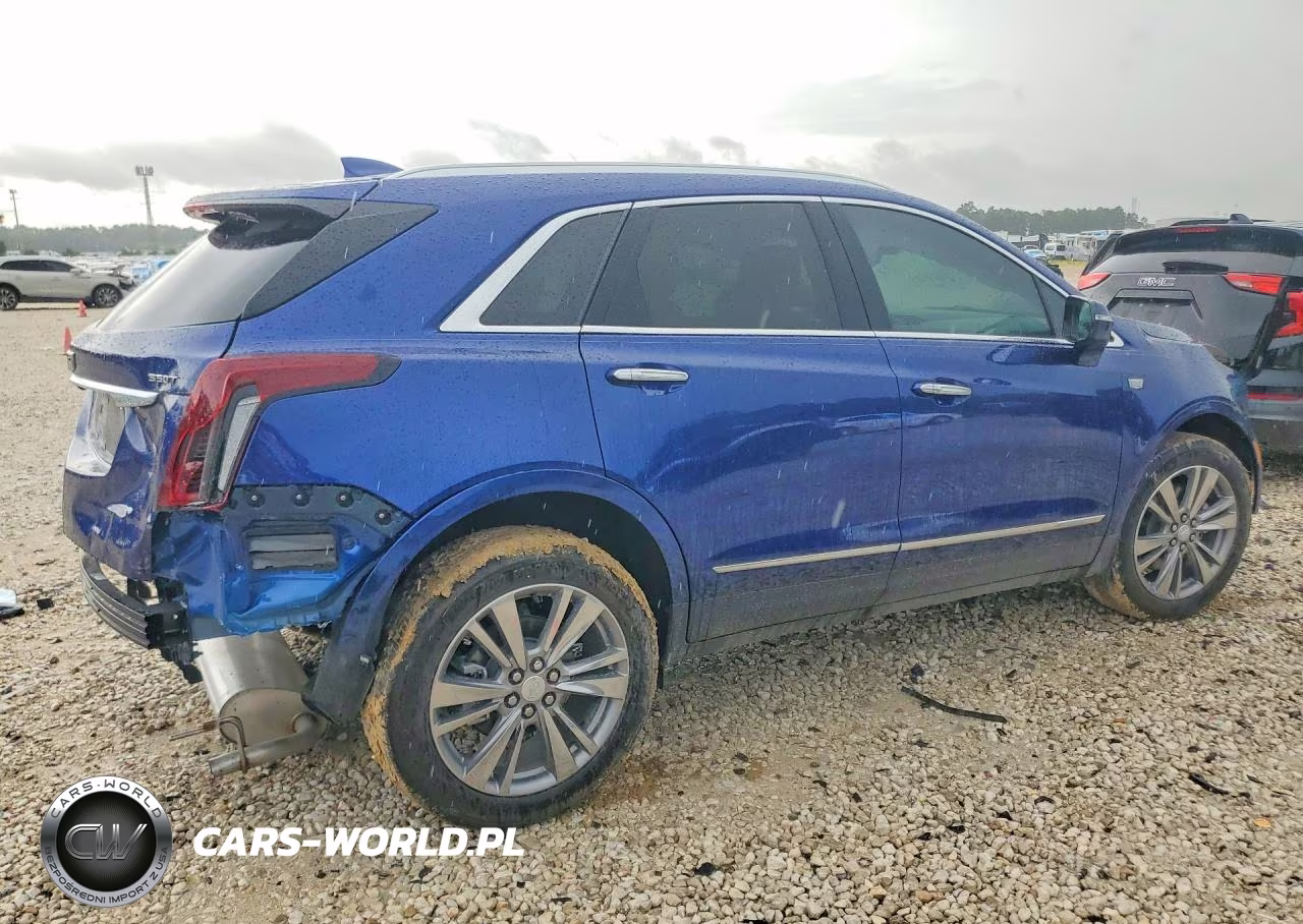 2026 Cadillac Xt5 Premium Luxury VIN:1GYKNCR49TZ105003 - 3