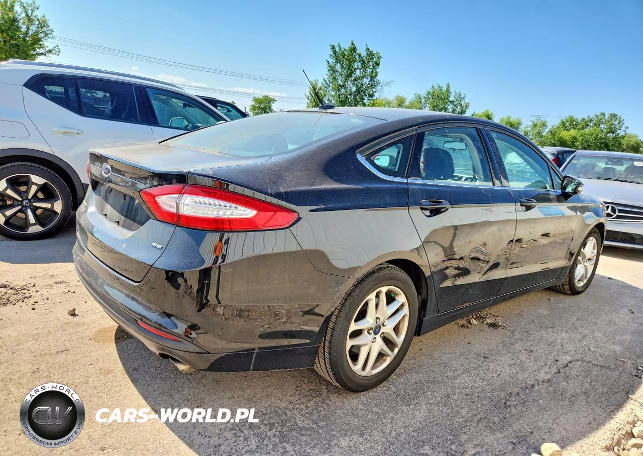 2014 Ford Fusion Se VIN:1FA6P0H77E5360132 - 3