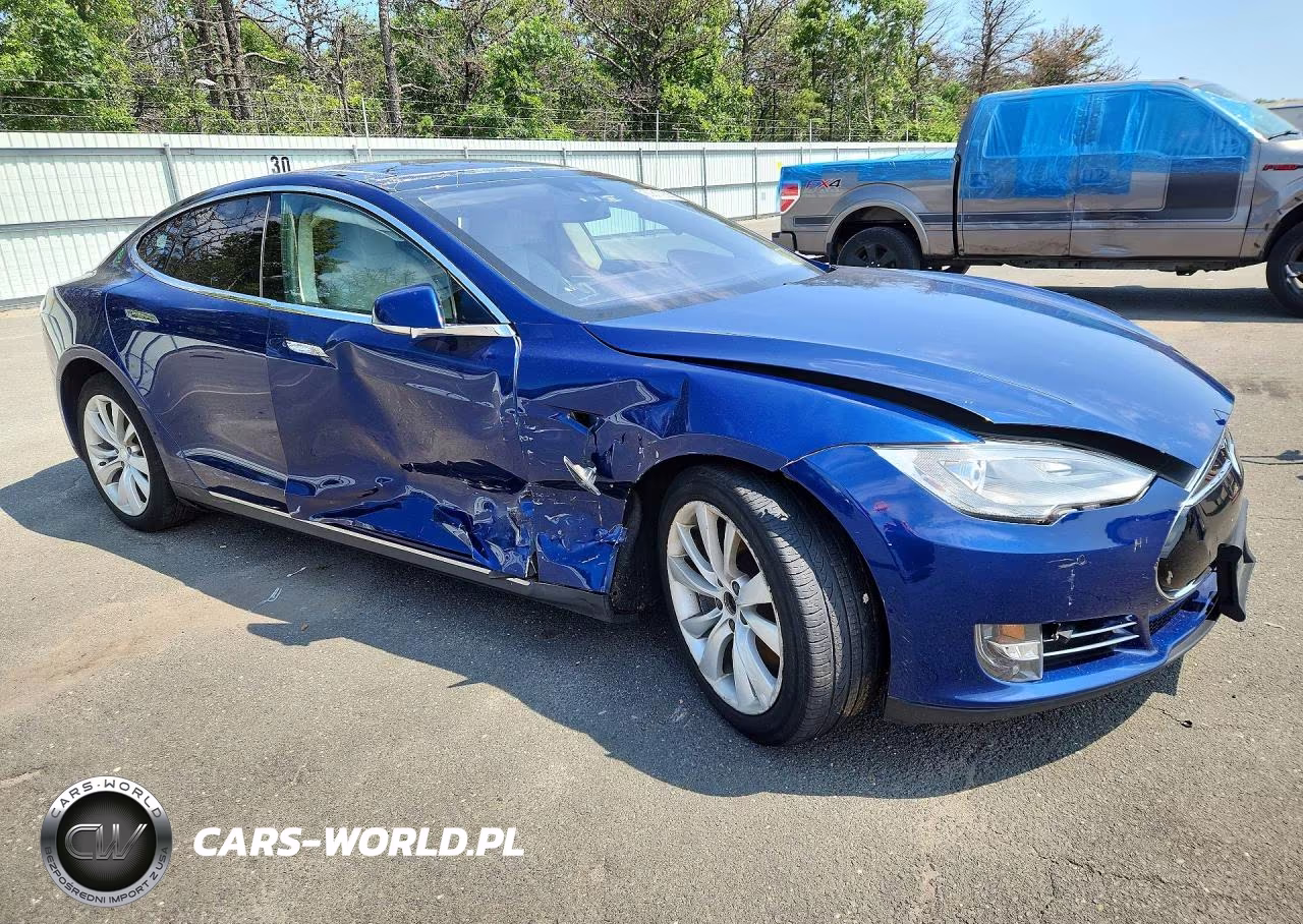 2015 Tesla Model S 85D VIN:5YJSA1H26FF098348 - 4