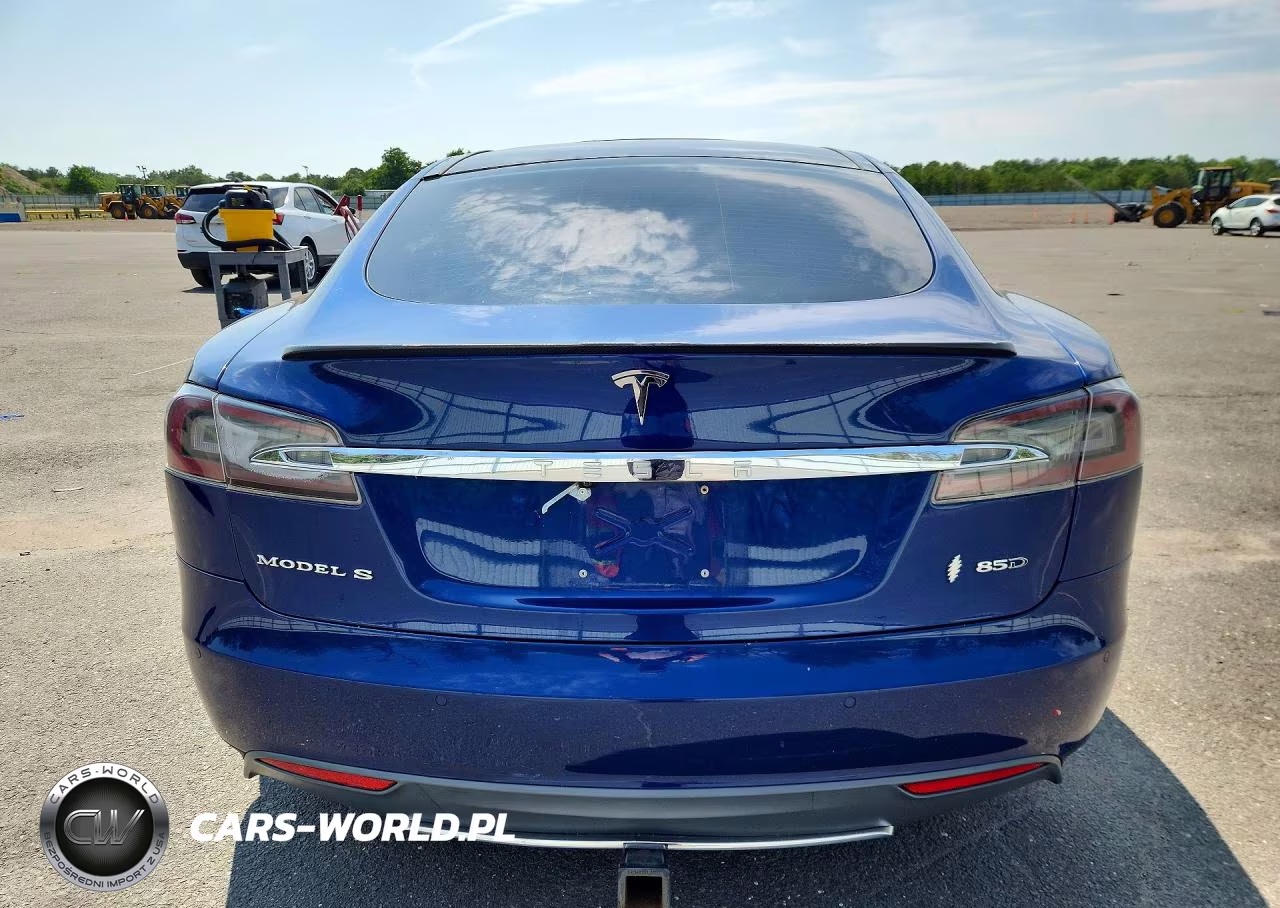 2015 Tesla Model S 85D VIN:5YJSA1H26FF098348 - 6