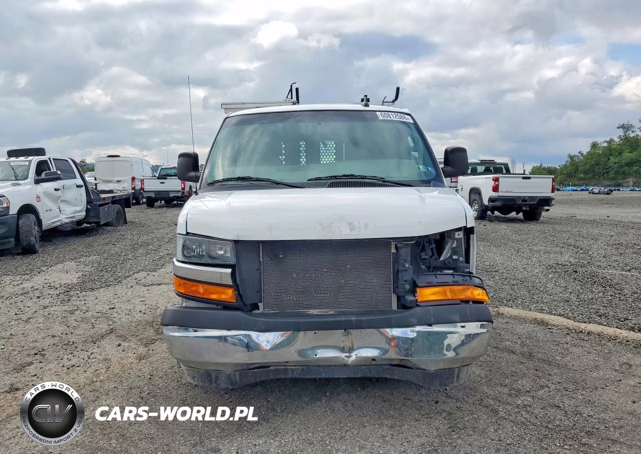 2023 Chevrolet Express VIN:1GCWGAFP1P1212636 - 5