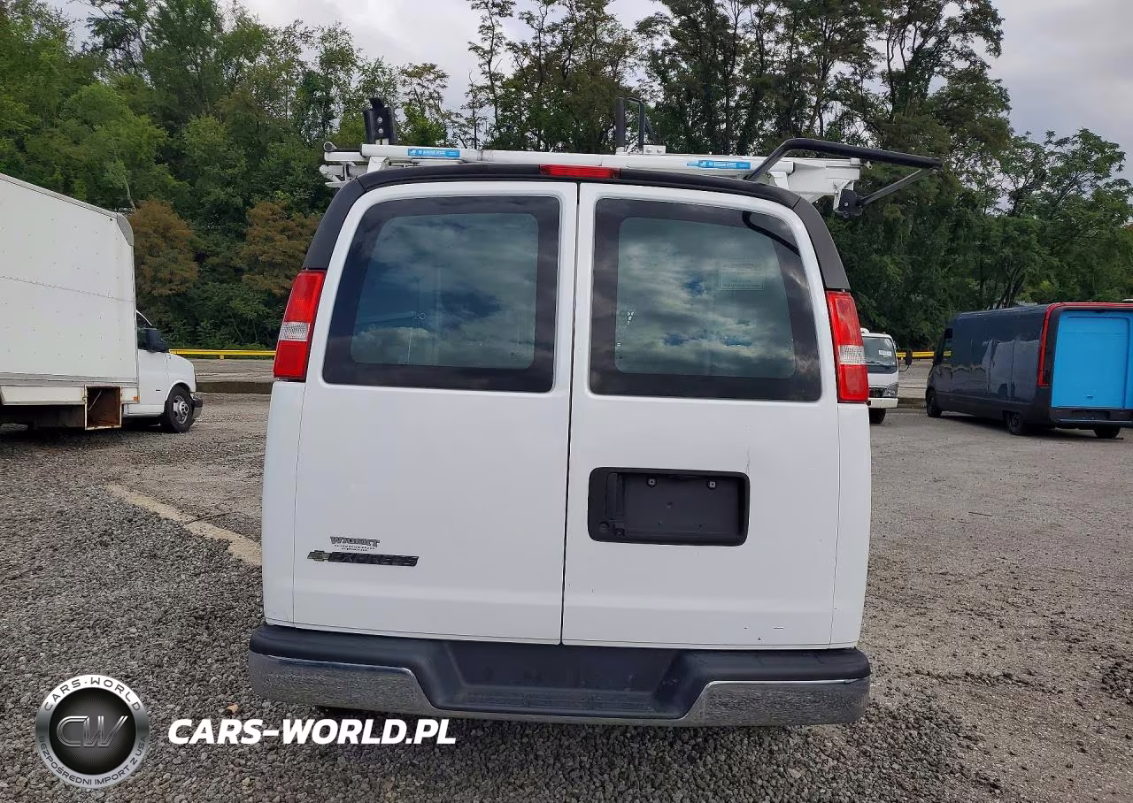 2023 Chevrolet Express VIN:1GCWGAFP1P1212636 - 6