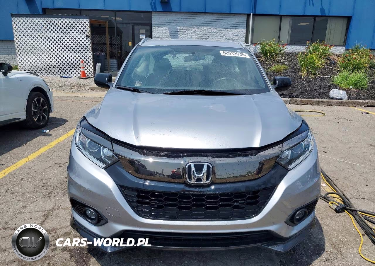 2019 Honda Hr-V Sport VIN:3CZRU6H1XKG729935 - 5