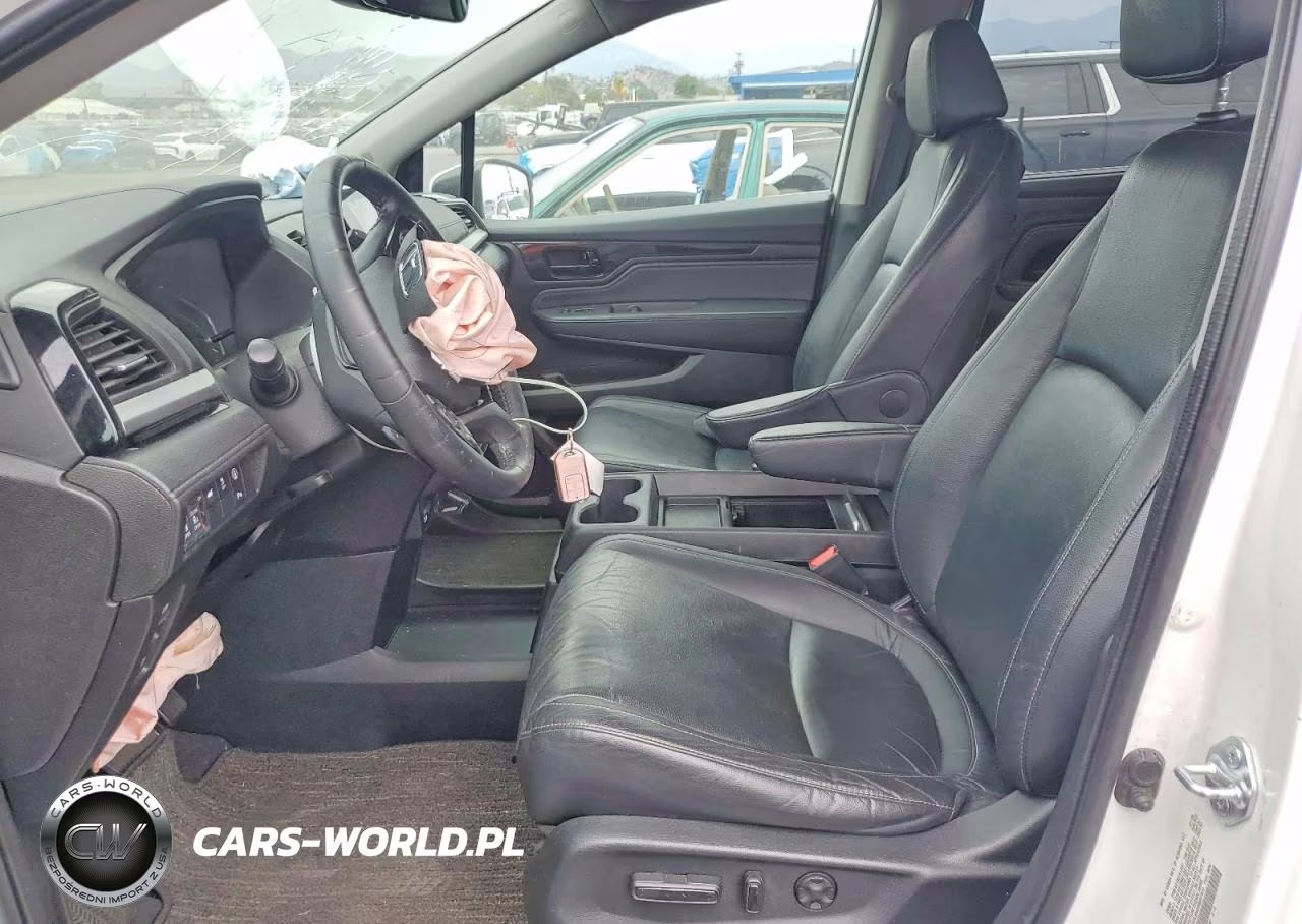 2021 Honda Odyssey Touring VIN:5FNRL6H85MB037810 - 7