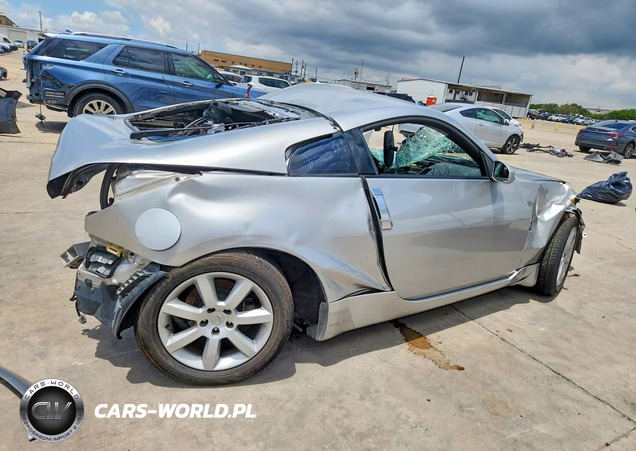 2003 Nissan 350Z Coupe VIN:JN1AZ34D43T104277 - 3